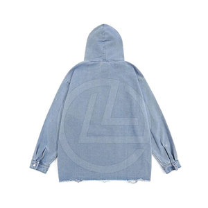 เสื้อมีฮู้ดปักลายสำหรับผู้ชายไหล่ตกและขอบขาดมีลายปักด้านหน้า