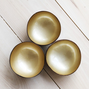 Venta caliente cuencos de laca de cáscara de coco natural lacado cuenco de coco hecho a mano en Vietnam - Product Image 4