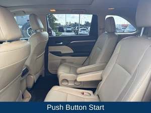 2017 T-oyota Highlander Híbrido Limitado - Product Image 3