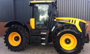 Venta Caliente Precio de Fábrica Potente Gran Calidad Nueva Marca JCBB Fastrac 4220 Tractores en Venta - Product Image 3