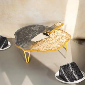 แท่นวางเค้กเรซินใสพร้อมมีดถาดโชว์หรูหราสำหรับเค้กคัพเค้กและขนมเค้กเรซิ่นพร้อมเกล็ดสีทอง - Product Image 3