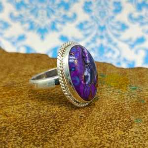 แหวนเครื่องประดับทำมือทำด้วยมือเงินสเตอร์ลิง925ดีไซน์ทันสมัยด้วยหินเทอร์ควอยซ์สีม่วงทองแดงทรงรีที่เรียบสำหรับงานแต่งงาน - Product Image 2