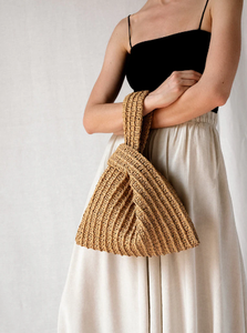 กระเป๋าถักต้นปาล์มชนิดหนึ่งในสีแทน, กระเป๋าถือโครเชต์ Raffia, กระเป๋าข้อมือฤดูร้อน - Product Image 2
