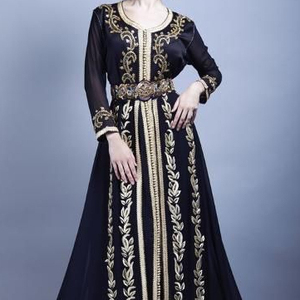 Nouvelle robe SIMPLE--BEAUTIFUL--CAFTAN avec perles de cristal élégantes, pierre de verre et DABKA ZARDOZI travail @ 2022 - Product Image 1