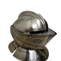 Casque d'armure de tournoi de chevalier médiéval en acier inoxydable plaqué argent avec motif gravé, style antique, objet de collection en métal artisanal
