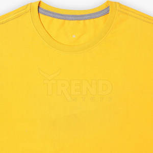 เสื้อยืดลำลองผู้ชาย OEM คุณภาพสูง ผลิตจากใยฝ้ายผสมใยไผ่ ดีไซน์ล่าสุด คอกลม แห้งเร็ว ระบายอากาศได้ดี ผ้าแคนวาส พิมพ์ลายเรียบ - Product Image 4