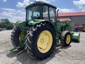 รถแทรกเตอร์ล้อ6415 4WD ที่มีการจัดอันดับ160hp ปั๊มเครื่องยนต์กำลังแบริ่งส่วนประกอบหลัก - Product Image 5