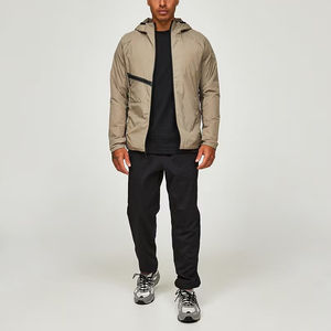 Vente en gros design personnalisé randonnée imperméable hommes coupe-vent survêtement hommes tissé fermeture éclair extérieur design décontracté pour le voyage - Product Image 1