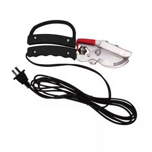 Outil chirurgical porcelet de coupe de queue d'instrument chirurgical vétérinaire de chauffage électrique réutilisable de haute qualité pour les porcs et les chèvres - Product Image 3