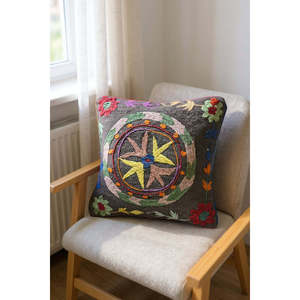 Funda de Cojín Bordada a Mano Suzani de 45 x 45 cm, Elegante Accesorio para Almohada - Product Image 6