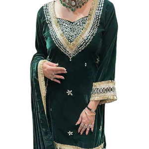 Traje Salwar de Tres Piezas Georgette Rojo con Bordado y Pedrería para Fiestas de Invierno, Bodas, Eid y Diwali - Product Image 1