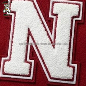 Chaquetas Varsity con Bordado Personalizado, Chaquetas Varsity de Tela Suave con Bordado para Uso Moderno - Product Image 5
