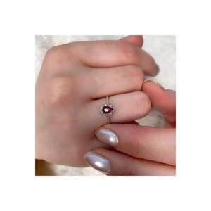 Goccia rubino e anello di diamanti Pçy02