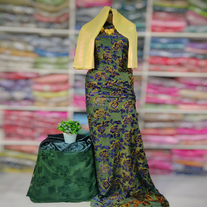 Robe florale jacquard Maqbal Dirac vert olive somalien, tendance et magnifique, idéale pour les mariages et les occasions spéciales - Product Image 1