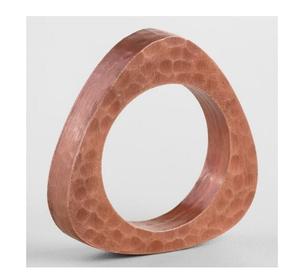 Anillo de servilleta de cobre de la mejor calidad, diseño de mesa triangular, anillo de servilleta de cobre sólido, diseño martillado, anillo de servilleta de cobre - Product Image 1