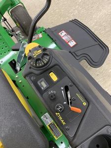 Tondeuse à gazon John Deere Z720E 2025 à vendre - Product Image 5
