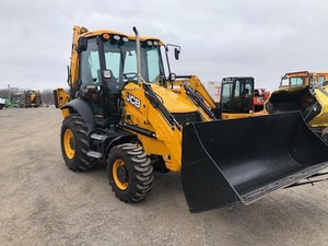 Chargeuse-pelleteuse CAT 432F de qualité d'origine disponible à la vente / Chargeuse-pelleteuse CAT 105 CV avec accessoires - Product Image 2