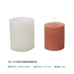 Moule en Silicone 3D Ruche d'Abeille en Gros Moules à Bougies Nid d'Abeille pour Barres de Lotion pour les Mains Cire de Crayons Fondue et Fournitures de Fabrication de Bougies - Product Image 6