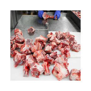Fémurs de porc en vrac adaptés à la cuisson lente, au rôtissage ou à l'extraction de la moelle - Product Image 3
