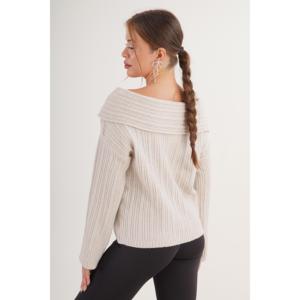 เสื้อสเวตเตอร์ผู้หญิงปักเลื่อมลายมาดอนน่าขายส่ง - Product Image 2