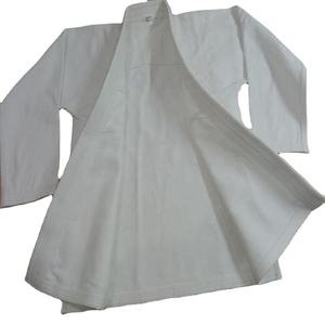 Kimono de Jiu-Jitsu y Judo de Alta Calidad Hecho a Medida, con Tela Ligera de 380g 100% Algodón para Entrenamiento de Jiu-Jitsu y Judo - Product Image 1