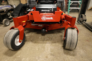 Cortadora de Césped Inalámbrica Exmark RZS691GKA523A3 2025 con Función de Autopropulsión, Motor de 4 Tiempos, Altura de Corte de 1000 mm, Recogida de Césped - Product Image 6