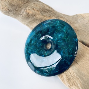 Colgante de Ámbar Azul en Forma de Donut, Amuleto Circular de Ámbar Natural para Collar - Product Image 4