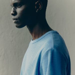 Meilleure vente 100% coton pour hommes coupe ample conception unie hommes nouveau coton léger haute qualité hommes t-shirts - Product Image 5