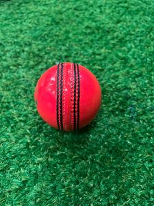 Pelota dura de críquet Rosa juvenil Pelota de críquet internacional estándar en pelotas duras multicolores Pelota de críquet - Product Image 6
