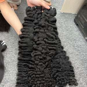 Cheveux lâches profondément bouclés dans la trame, Extensions de cheveux crus en gros, à partir de cheveux humains crus - Product Image 2