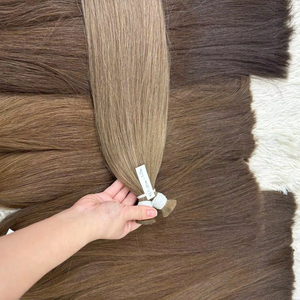 Extensiones de cabello humano Remy Natural 6,1 a precio de fábrica 7C Onda de cuerpo profundo recto Trama de cabello virgen a granel Color claro teñido negro - Product Image 4