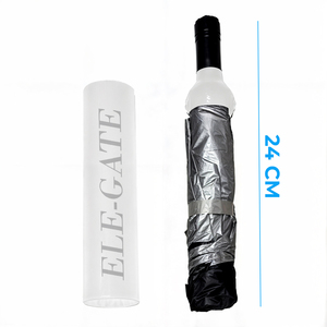 Ombrello Compatto Pieghevole in Tre Sezioni Semi-Automatico, Design Minimalista Transizionale per Viaggi, Realizzato in Nylon con Custodia a Capsula a Forma di Bottiglia - Product Image 4