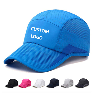 . Casquette de golf athlétique pour homme avec coque respirante, fermeture souple et extensible et design épuré pour les entraînements de marche - Product Image 3