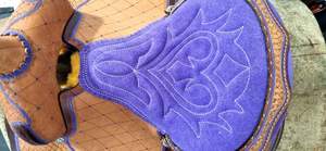 Western Barrel Racing Horse Saddle Pleasure Trail Ensemble de sellerie de cow-boy en cuir à motifs floraux - Product Image 3