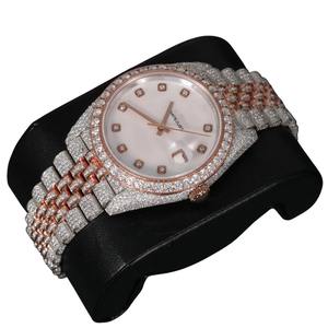 Reloj de Pulsera de Lujo Personalizado para Hombre, Hecho a Mano en Oro Rosa, con Diamantes Moissanite, Movimiento Automático, en Acero Inoxidable - Product Image 4