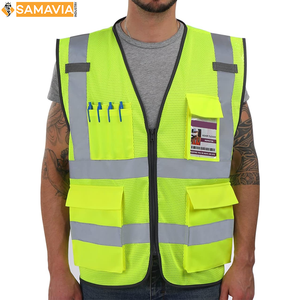 Chaleco DE TRABAJO Premium listo para enviar para hombres | Chaleco táctico SAMAVIA para acampar y senderismo con diseño reflectante - Product Image 1