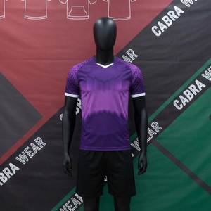 Uniforme de Fútbol Infantil Unisex de Último Diseño, 100% Poliéster, Antibacteriano, de Secado Rápido, Transpirable, Cómodo, Personalizable para Equipos - Product Image 2