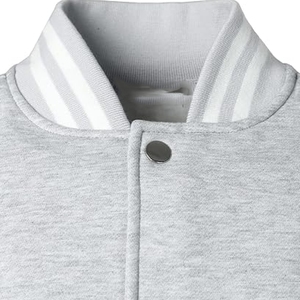 Chaqueta Varsity Clásica para Hombre en Gris Jaspeado y Blanco, Estilo Bomber con Ribete Acanalado a Rayas - Product Image 4