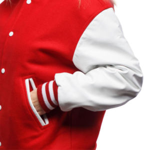 Veste universitaire en cuir pour femmes de qualité supérieure personnalisée avec broderie et boutons à col en V - Product Image 3