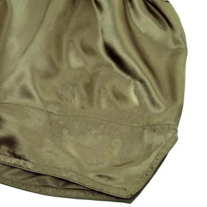 Short de boxe MMA taille haute pour hommes et femmes prix de gros short de boxe en polyester et spandex de couleur verte - Product Image 3