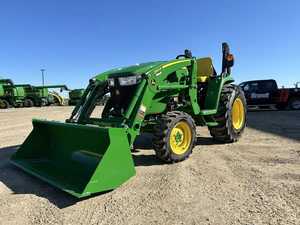 รถแทรกเตอร์อเนกประสงค์ขนาดเล็ก John Deere 3033R ปี 2018 สภาพใหม่/มือสอง ขายส่ง - Product Image 1