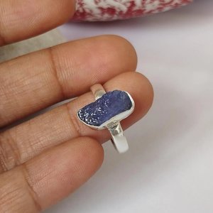 Bague en Tanzanite brute, argent 925 fait main, bijoux en pierre précieuse naturelle, bague en cristal brut, bijoux en gros - Product Image 2