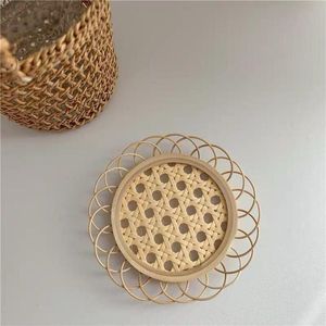 Ensemble de sous-verres en osier en rotin Design moderne Dessous de verre en jute élégant pour la maison Hôtel Table Dessous de verre en rotin Qualité de vente élevée - Product Image 6