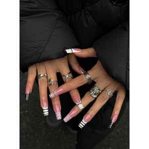 Uñas Postizas Ros Polka Press, Diseño Elegante en Rosa Rosado para un Estilo Moderno en el Arte de las Uñas - Product Image 4