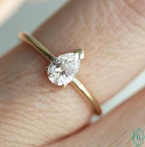แหวนหมั้นเพชร Moissanite ตัดลูกแพร์1.50 CT - Product Image 1