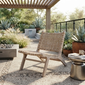 Chaise de jardin en rotin et teck blanc lavé, fauteuil bas tressé pour terrasse, design artistique et pur pour l'aménagement de l'espace extérieur - Product Image 2