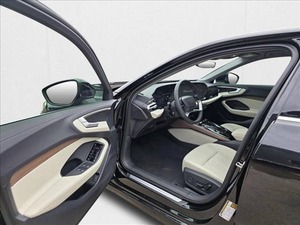 รถยนต์มือสอง Audi A5 Premium 4 ประตู แฮทช์แบค ขับเคลื่อนสี่ล้อ ปี 2025 สภาพดี - Product Image 6