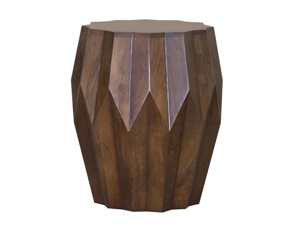 สีน้ำตาล