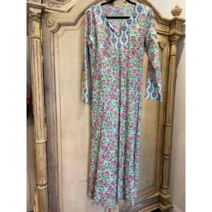 Vestido Floral de Verano ODM Tallas Grandes Tulip Garden 2 Transpirable Ligero Halter con Cremalleras Fruncido para Fiestas en la Playa y Atuendos Formales de Día XS - Product Image 2