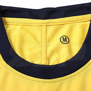 Uniforme de Fútbol de Nuevo Estilo para Práctica, Servicio OEM, Diseño Personalizado, 100% Poliéster, Secado Rápido, Transpirable, Unisex para Adultos - Product Image 3